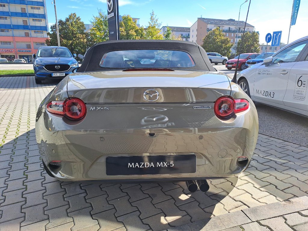 Mazda MX-5