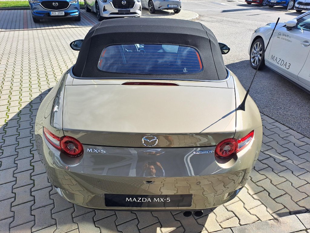 Mazda MX-5