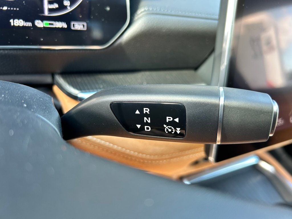 Mazda 6e