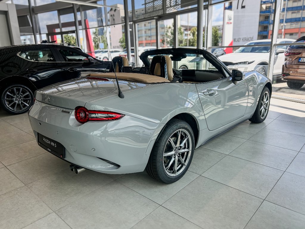 Mazda MX-5